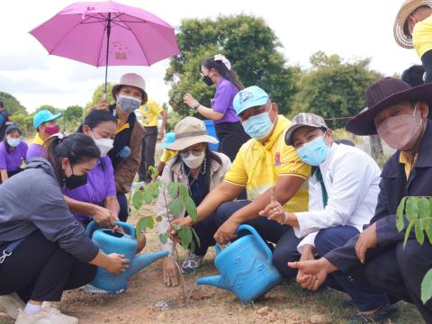 เข้าร่วมโครงการปลูกและอนุรักษ์พันธุ์ไม้ในใจคน (รุ่นที่ 2)