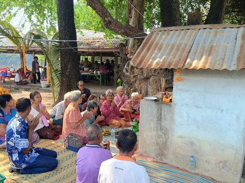 ร่วมงานเลี้ยงตาปู่ หมู่ที่10
