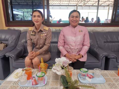 ร่วมพิธีมอบระเบียนแสดงผลการเรียนและปัจฉิมนิเทศ นักเรียนชั้นประถมศึกษาปีที่ 6